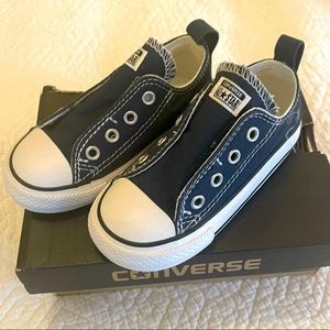 Converse Bran new with box navy blue no lace converse size 7